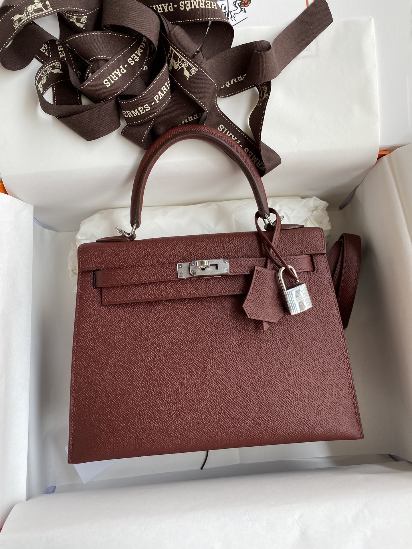 Hermes Kelly 25cm Handbag Shoulder Bag in Burgundy Epsom Leather